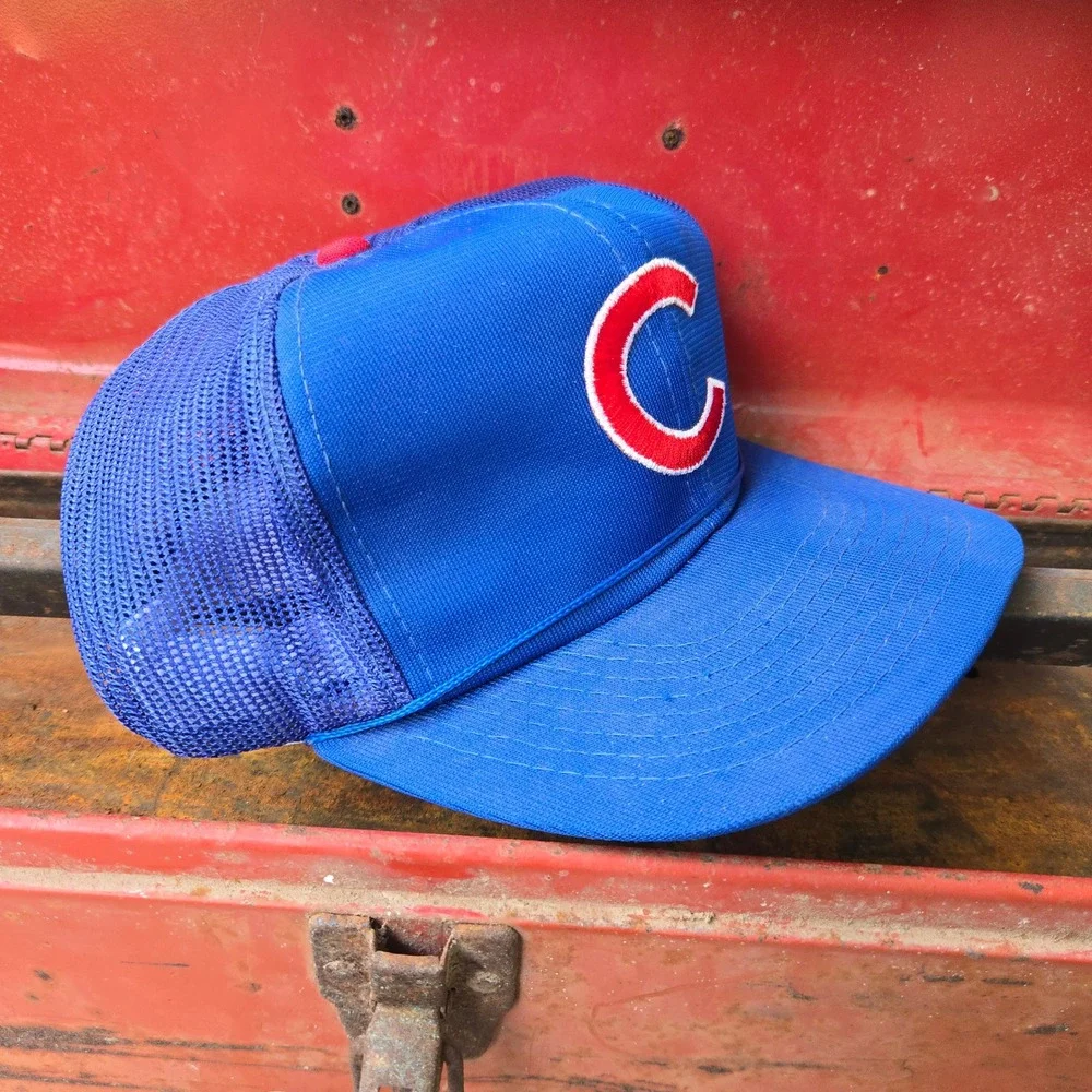 VTG Sports Specialties Chicago‎ Cubs Hat Blue YoungAn Mesh Snapback Trucker MLB